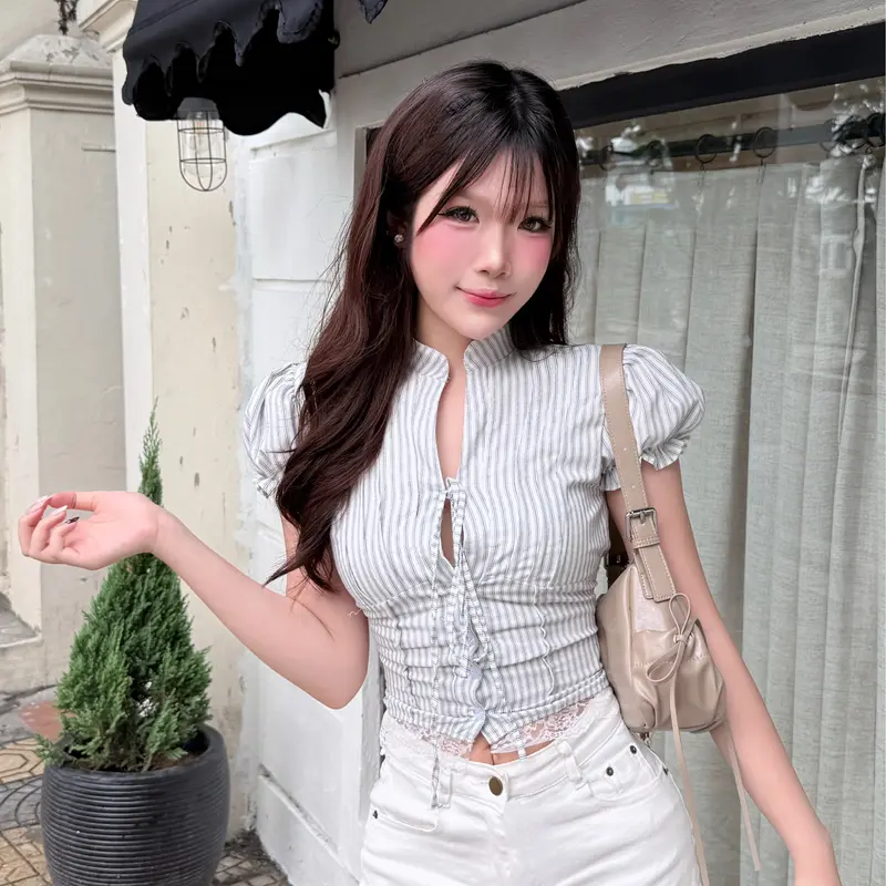 Áo Kiểu Nữ Tay Phồng Xinh Xắn Cổ Tàu Phối Vạt Ren Thắt Dây Nơ Mùa Hè Kimee - KA832 | BigBuy360 - bigbuy360.vn Áo Kiểu Nữ Tay Phồng Xinh Xắn Cổ Tàu Phối Vạt Ren Thắt Dây Nơ Mùa Hè Kimee - KA832 | BigBuy360 - bigbuy360.vn