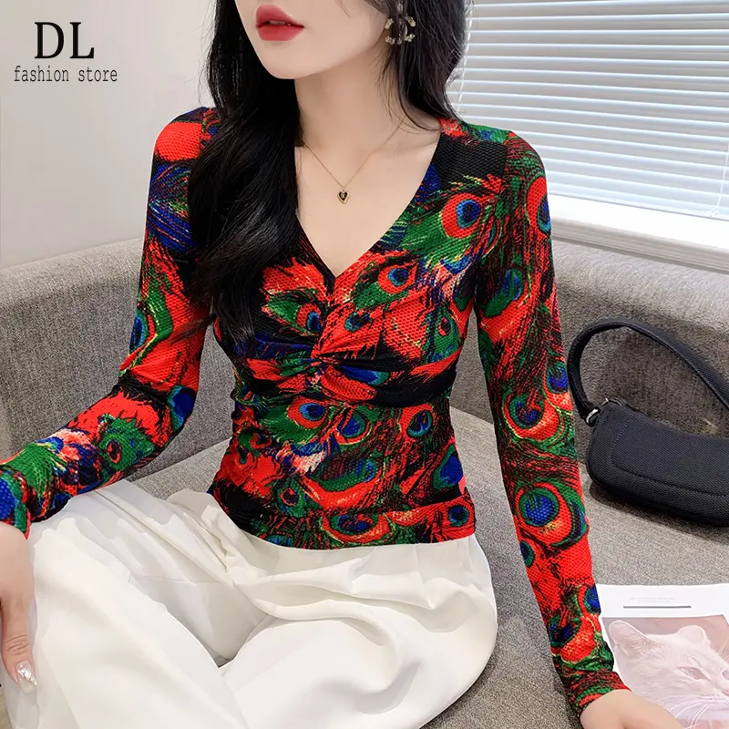DL  Long Sleeve Mesh Top 2025 Autumn New Fashion Design Versatile V-neck Underlay Long Sleeve Women's Printed T-shirt
