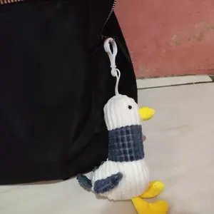 LAVIN JE Bag Charm Duck Gantungan Tas Bebek Gantungan Kunci Lucu G1066