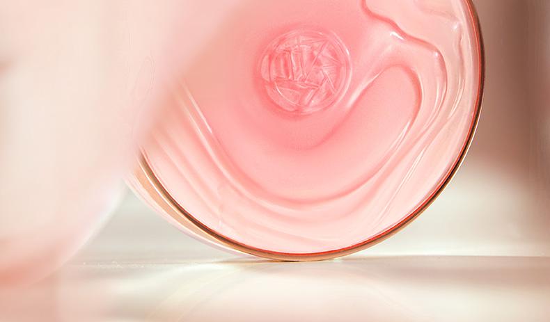 Product Introduction of MEIKING Lightweight Matte Loose Powder Setting powder 7g Oil control Waterproof 7