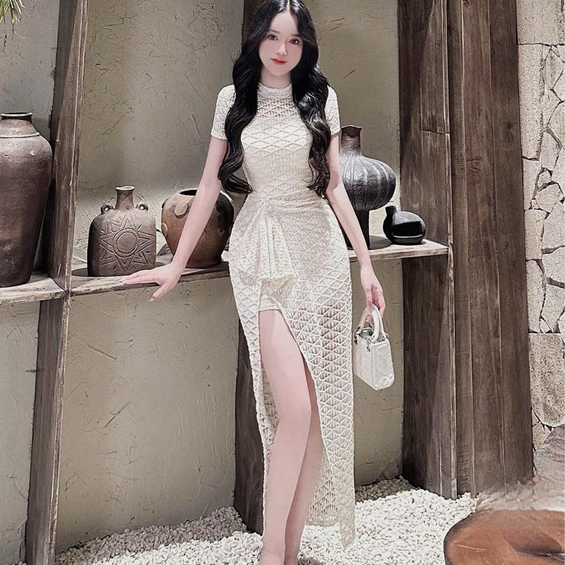 Váy thiết kế ren tay cọc ôm body xẻ tà dáng dài - Như Quỳnh 5h105
