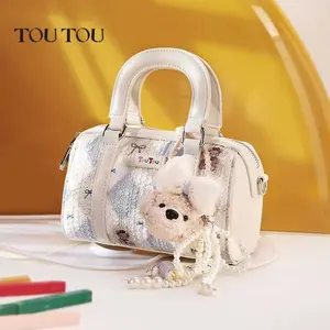 [EXCLUSIVE KIELGALLAGHER] Tas Shoulder Bag Cute Charm - Tas Bahu Wanita Desainer Premium - Pola Vintage dan Gantungan Beruang Mutiara 90307