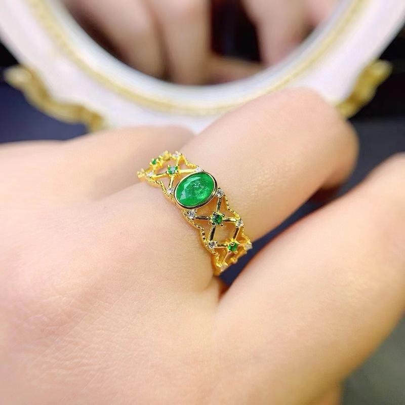 Product Introduction of Pure natural boutique emerald ring 6