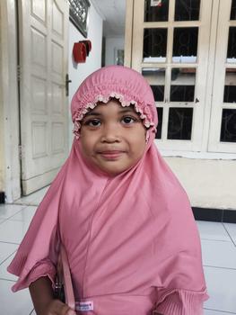 Product Review of Hijab kerut sekolah anak TK - SD (4-8Tahun) Jersey Kerudung Instan from E**a 0