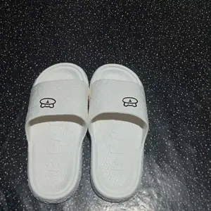 Sandal Indoor Kartun/Sandal Kasual Rumah/Sandal Non-slip Shoes