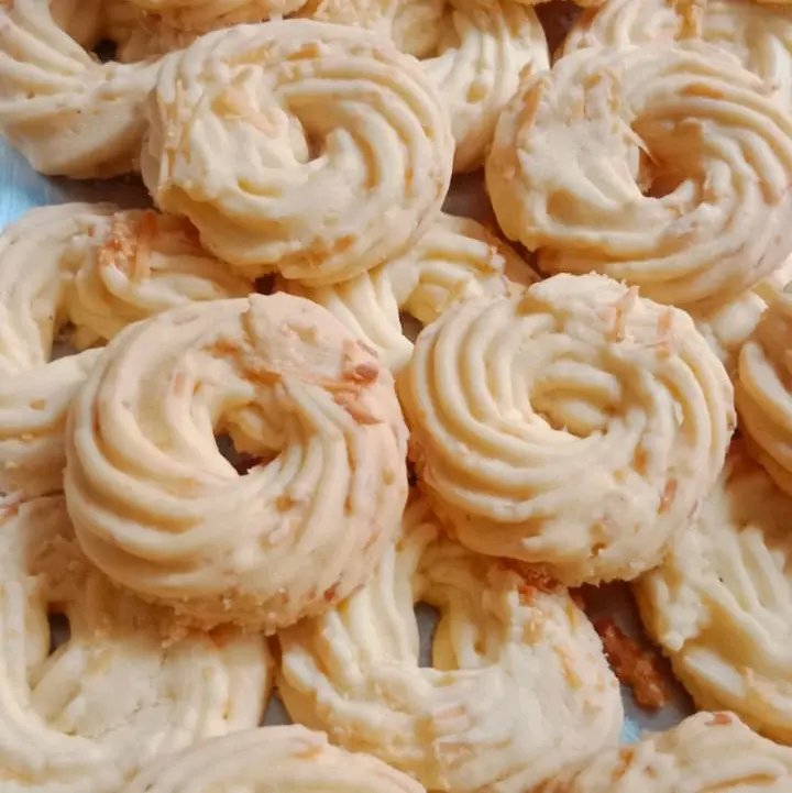 Kue Sagu Keju Edam Mix Chedar Renyah Toples 250gr