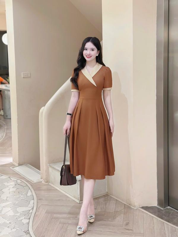 Đầm váy nữ thiết kế Nhật Vy cổ vest đính cúc kiểu tay ngắn dáng xoè bigsize chất lụa công sở văn phòng dự tiệc quà tặng vợ mẹ màu nâu hồng xanh - D3367 