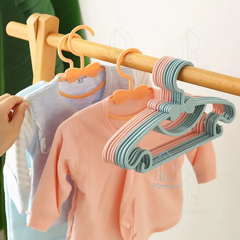(PDH) GANTUNGAN BAJU ANAK / GANTUNGAN BAJU PLASTIK / JEMURAN PAKAIAN BAYI ANTI SLIP / GANTUNGAN PITA ANAK