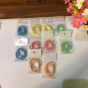 Ikat Rambut Elastis Tidak Sakit Di Kepala Isi 3 Pcs Warna Soft Nude Cocok Untuk Segala Gaya Rambut