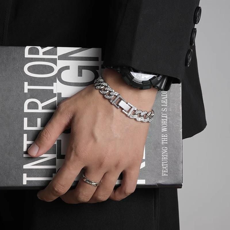 Product Introduction of Vòng Tay Cuba, Thời Trang, Phong Cách Cổ Điển Cá Tính, Thích Hợp Cho Các Cặp Đôi, Xu Hướng Hip Hop, Thiết Kế Độc Đáo, Phụ Kiện Ngầu 8
