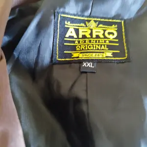 Jas Formal Pria Terbaru Warna Hitam Polos Model Slim Fit Ukuran S M L XL XXL Bahan Lembut Nyaman Dipakai