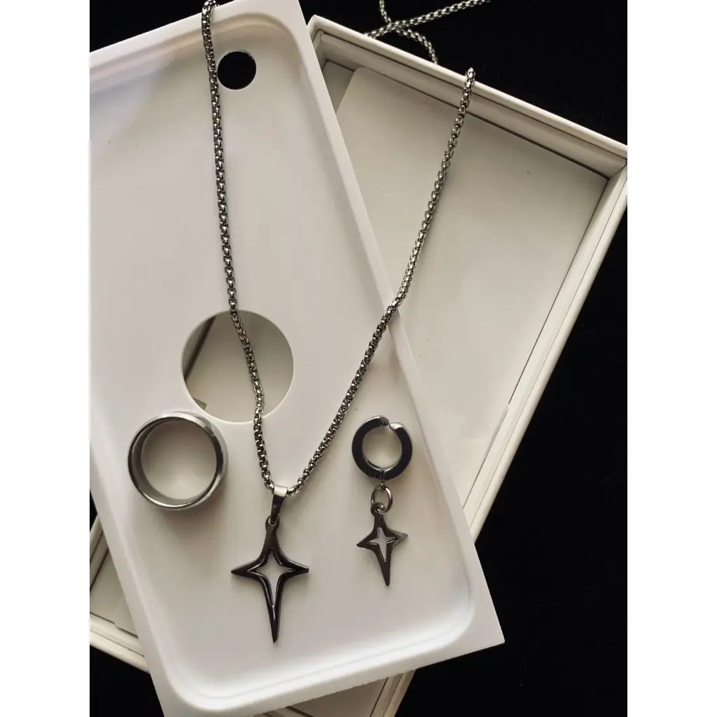Terbaru Kalung Set pria Plus Anting Jepit Pria Liontin Bintang Bonus Cincin Putih Stainless stell