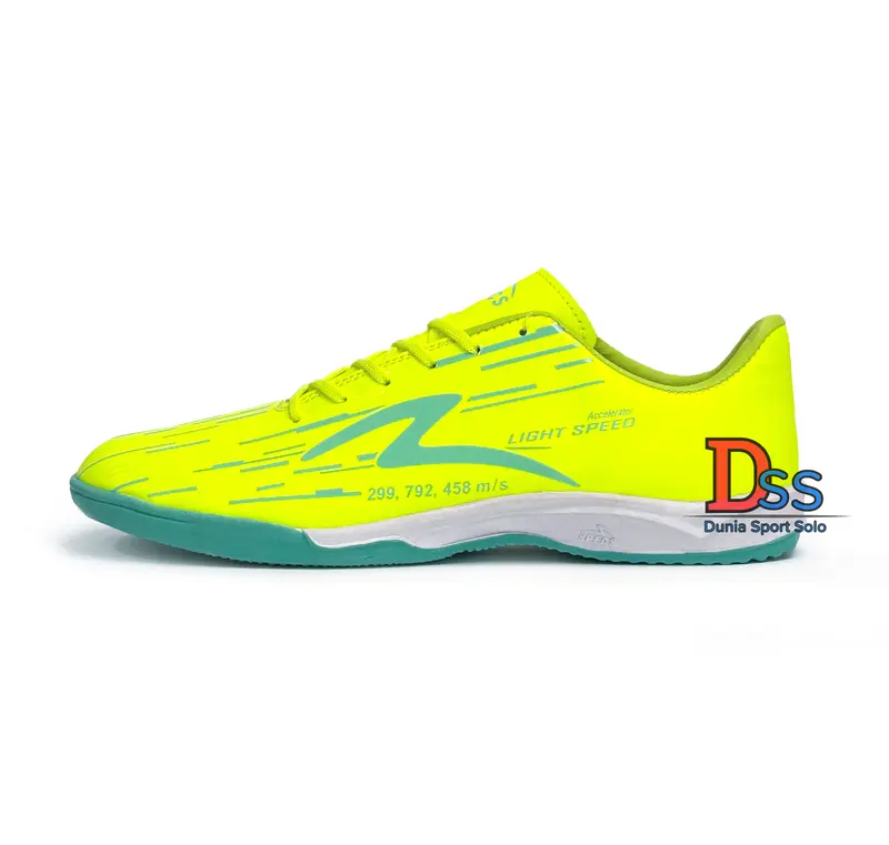 Sepatu Futsal Laki Laki  Dan Pria Keren Model BARU SPECSREBORN 2