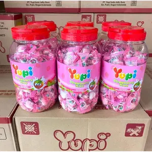 PERMEN YUPI KISS STRAWBERRY TOPLES 300GR PERMEN YUPY 1KARTON ISI 6