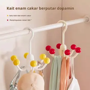 Pengait Putar Enam Cakar Multifungsi untuk Tas Topi dan Pakaian Dalam Tanpa Pengeboran Kait Enam Cakar Berputar 360° Diskon 50% selama Ramadan