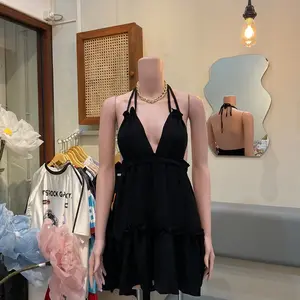 Piyama Minji Hitam dengan Ruffle Detail dan Tali Leher