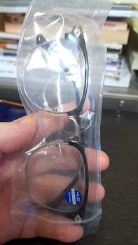 Product Review of （Bisa COD）Kacamata Baca Anti Radiasi Lensa Plus Lensa Baca dan Jalan Lensa Double lensa Bifocal Frame Modis Unisex Pria Wanita Cewek Cowok bifokal 605 from 🕎**️ 0