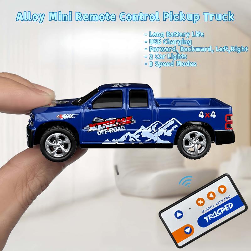 Xe Ô Tô Nhỏ Điều Khiển Từ Xa Tỷ Lệ 1: 64 Xe RC Địa Hình Có Thể Sạc Lại USB Tần Số 2.4GHZ Ba Tốc Độ Xe Hợp Kim Trong Nhà Mô Hình Xe Trôi Dạt Hợp Kim Có Đèn Xe Địa Hình Đồ Chơi Cho Bé Trai