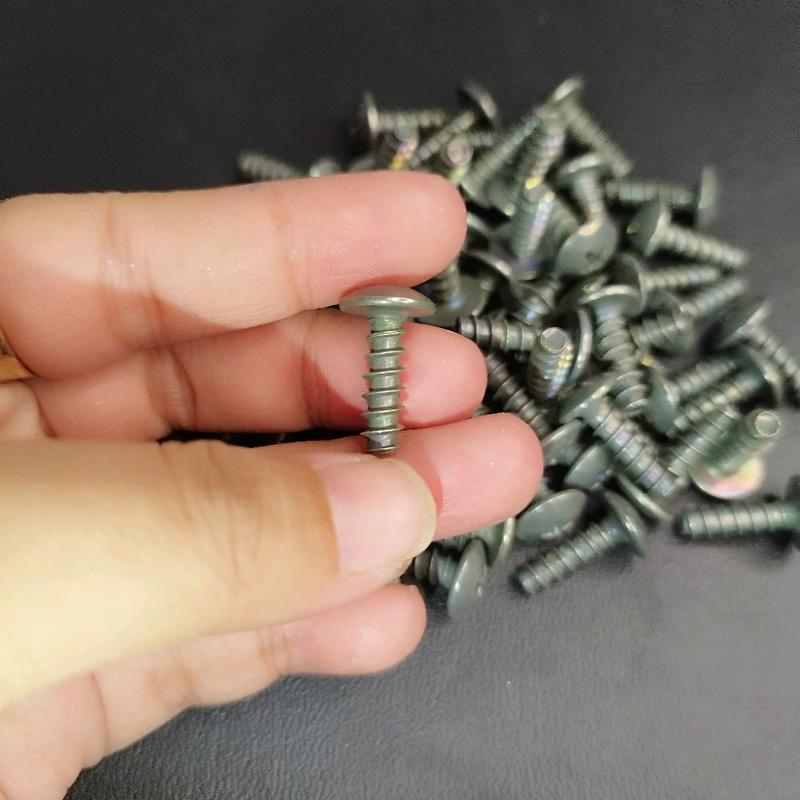 100Pcs / Skrup Baut body Yamaha Mio 5X16. baut Batok Yamaha 5X16 Matik/Bebek 5