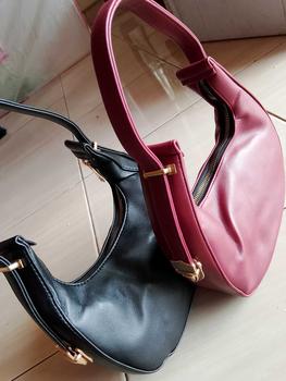 Product Review of ALINSKA SHOULDERBAG Kulit PU Tas Bahu Wanita Selempang Slingbag Cewek from p**e 2