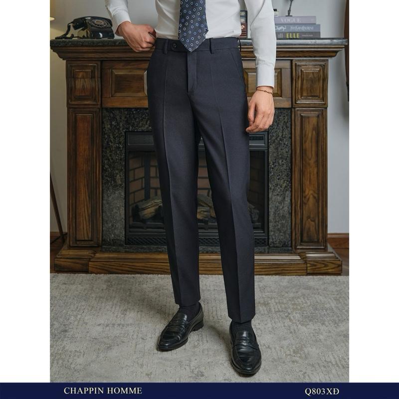 Quần âu 1803XĐ CHAPPIN màu Xanh Đen cao cấp quần âu công sở nam cạp vừa ngang rốn form regular fit chất liệu cotton dày dặn co giãn nhẹ.