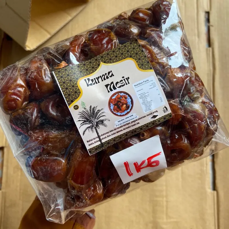 1kg refil kurma mesir premium berkwalitas exp 2027 kurma mesir besar besar kurma mesir 1kg premiu kurma mesir madu basah 0