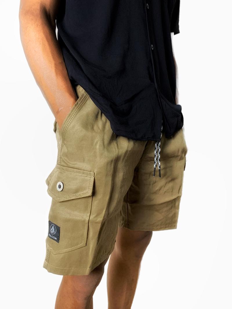 Product Introduction of CELANA BOARDSHORT CARGO PINGGANG KARET MODEL DIATAS LUTUT POLOS PRIA/ ada 6 kantong / bahan katun premium nyaman 34