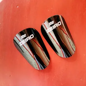 DEKER MINI ZEIRO GLOSSY BLACK - DEKER TULANG KERING SEPAKBOLA- DEKER KECIL - SHINGUARD FOOTBALL - DEKER FUTSAL SEPAKBOLA Sport Outdoor Busa