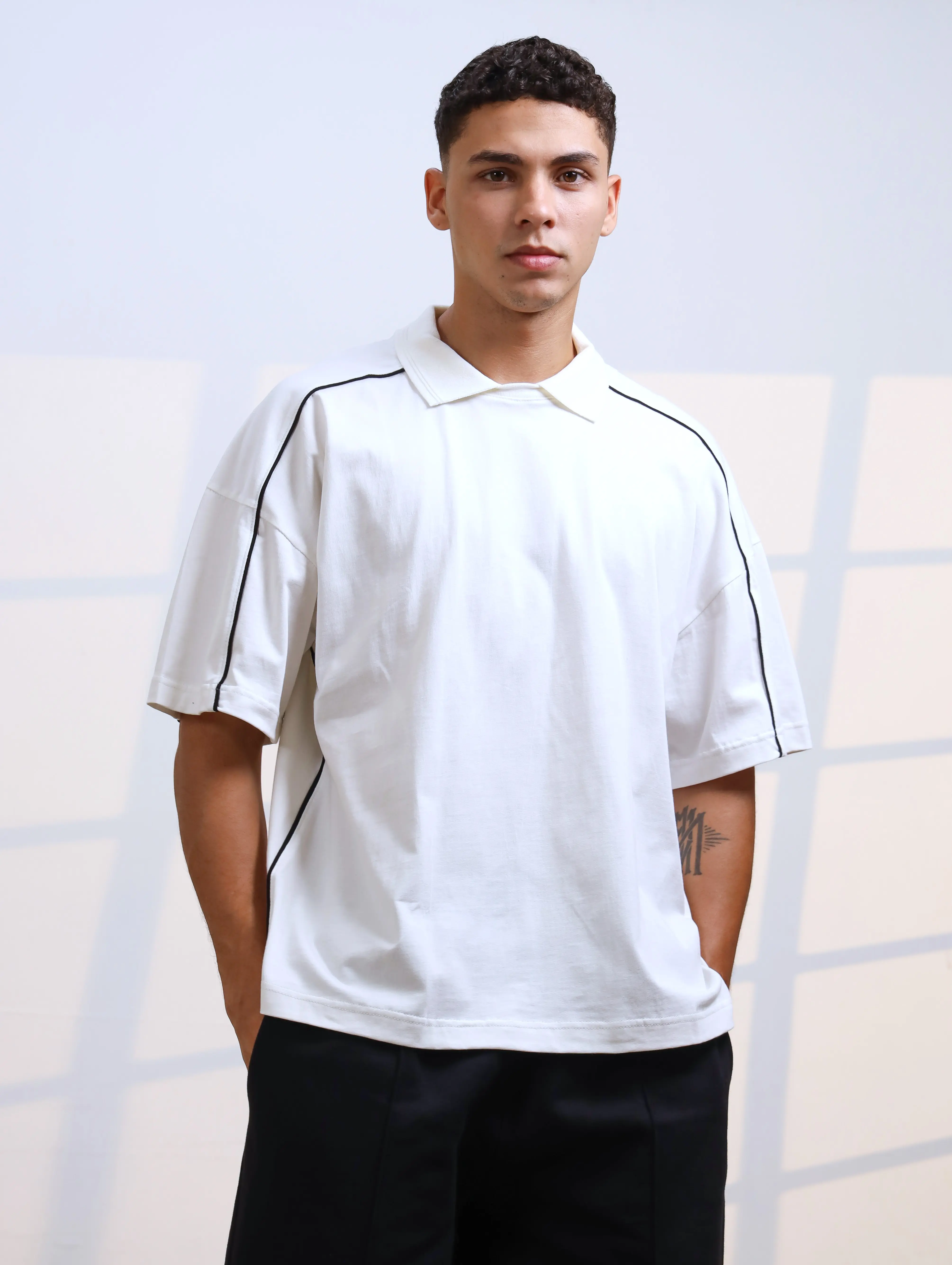 Boxy Piped Polo Short Sleeve – Polo Lengan Pendek Boxy Berliss | Abyad Apparel Pro Project