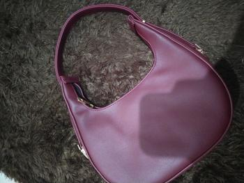Product Review of ALINSKA SHOULDERBAG Kulit PU Tas Bahu Wanita Selempang Slingbag Cewek from C**a 0