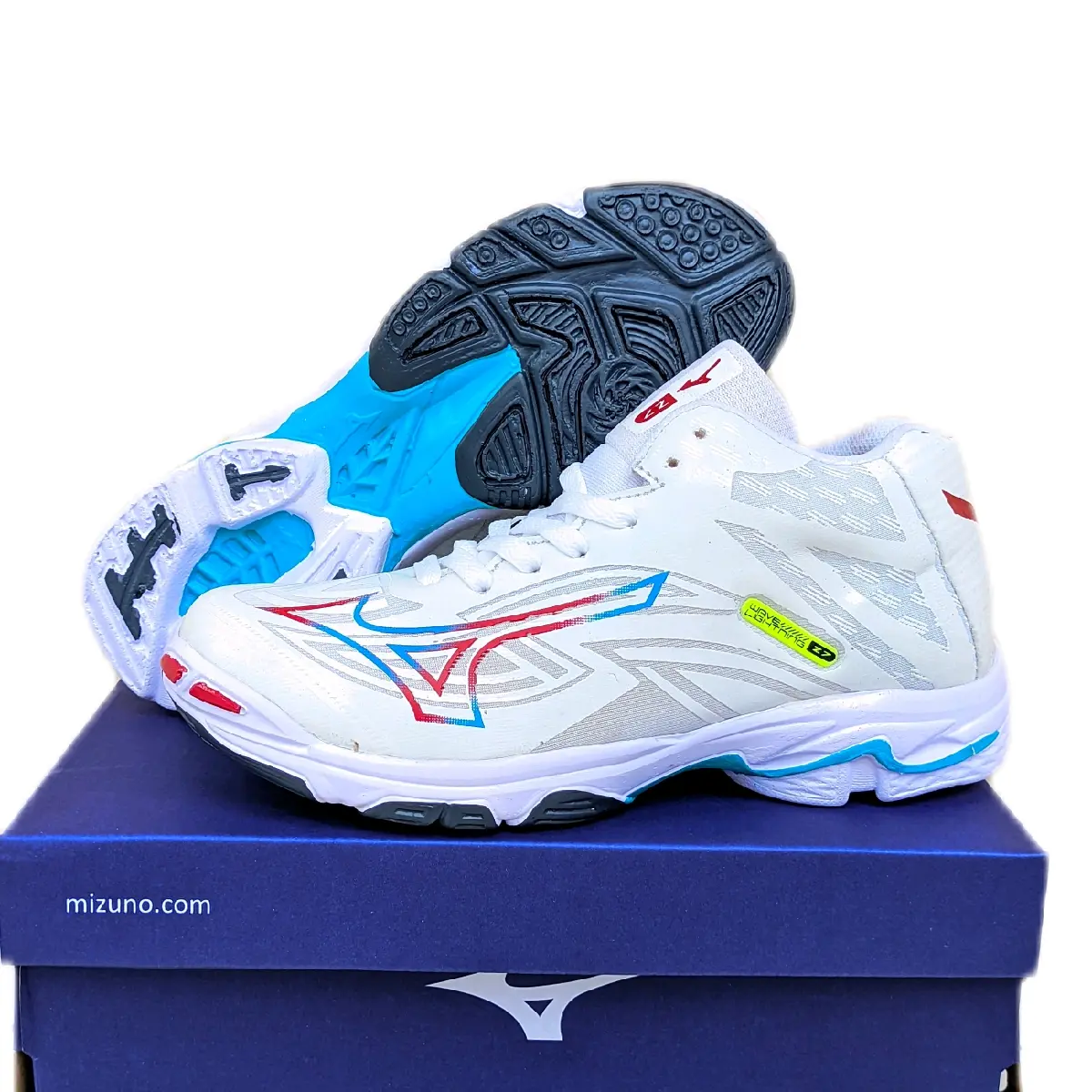Sepatu Pria Mizuno volly Sudah Sol Dalam jadi semakin kuat cocok untuk olahraga gym volly