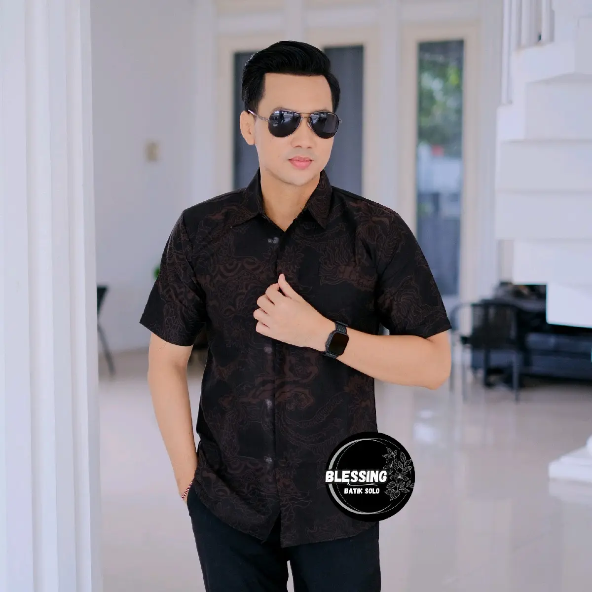 Baju batik pria slimfit lengan pendek MOTIF DARMA bahan katun lapis furing by Blessing batik solo