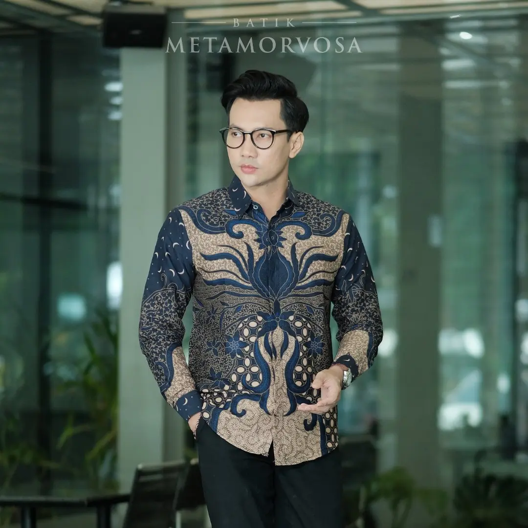 Baju Batik Pria Slimfit Lengan Panjang Modern Full Furing Katun Primis Motif Byaratma - Batik Metamorvosa - Elegan - Mewah