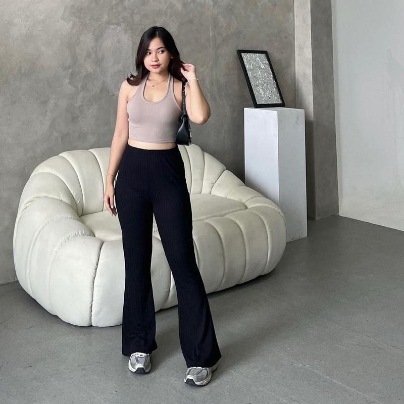 Gayanti - Evelyn Flare Pants Scuba - Highwaist Cutbray Pinggang Karet Premium Celana Fit 4