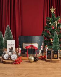 Gambar D’Lanier Evergreen Tales Chocolate Christmas Hampers - Hampers Natal Coklat dari Winco Official Kota Bandung 1 Tokopedia