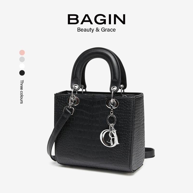 【Shop Túi Xách Nữ Vuông Tặng Kèm Móc Khóa Da Lì Có Dây Đeo Chéo [gy-879]