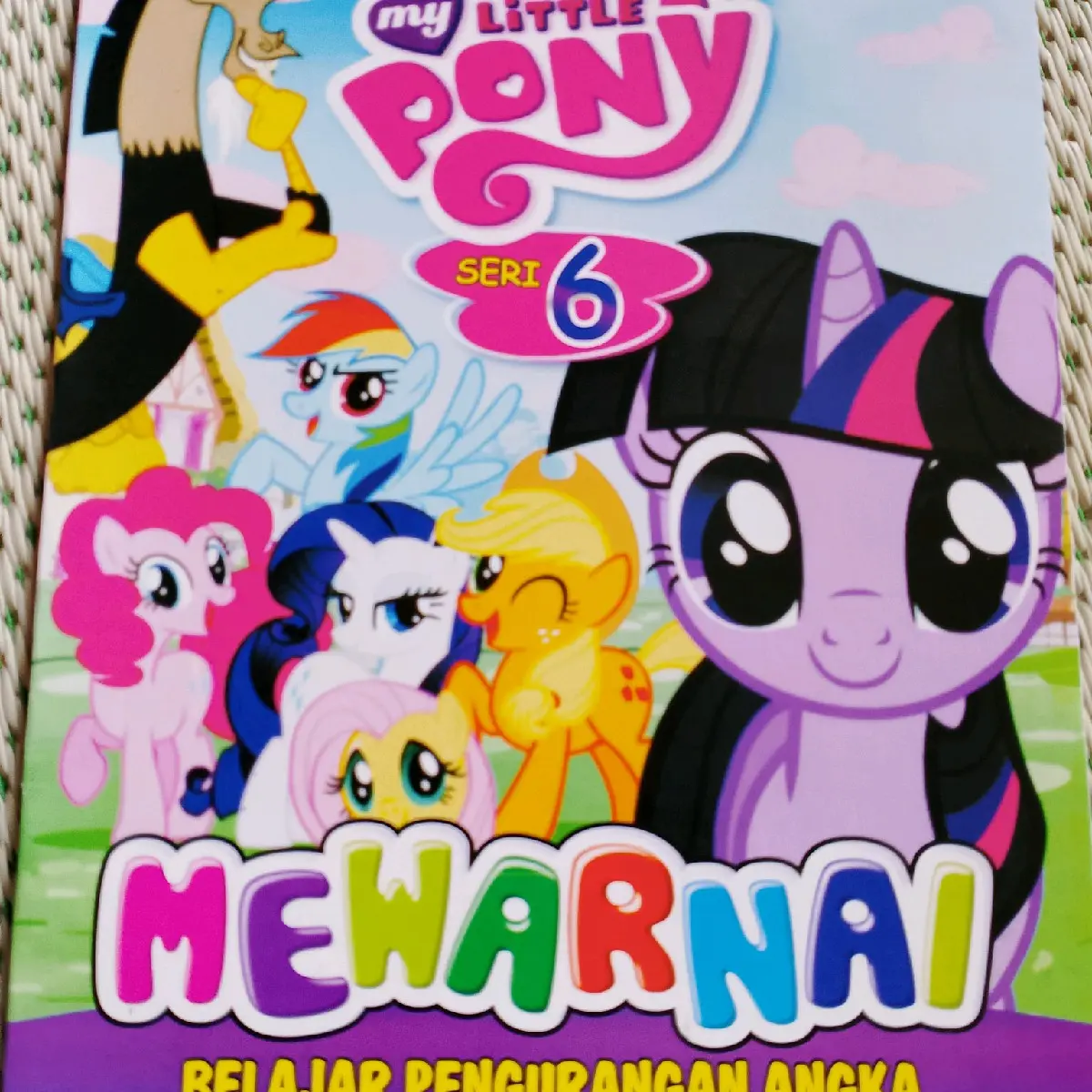 buku mewarnai belajar membaca dan berhitung