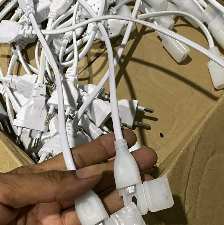 Lampu LED Strip Tipe 5050 Tegangan 220V Terang dan Elastis lampu seribu bintang dekorasi led strips light lampu cafe tempat  lampu  lampu plafon pitingan  lampu Plastik 3