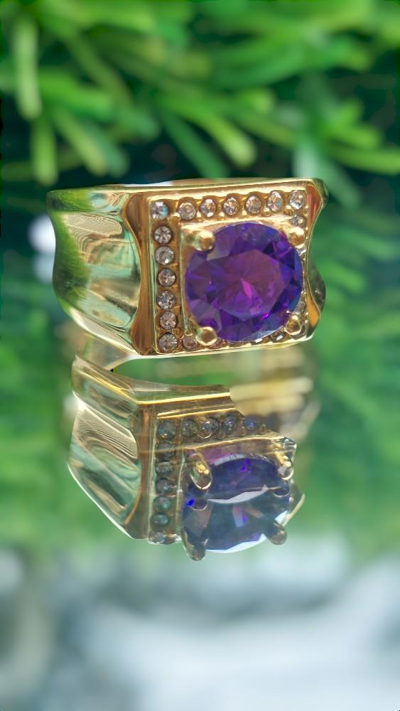 Product Introduction of Cincin pria batu mata kecubun9 ungu ring titanium gold dan silver 15
