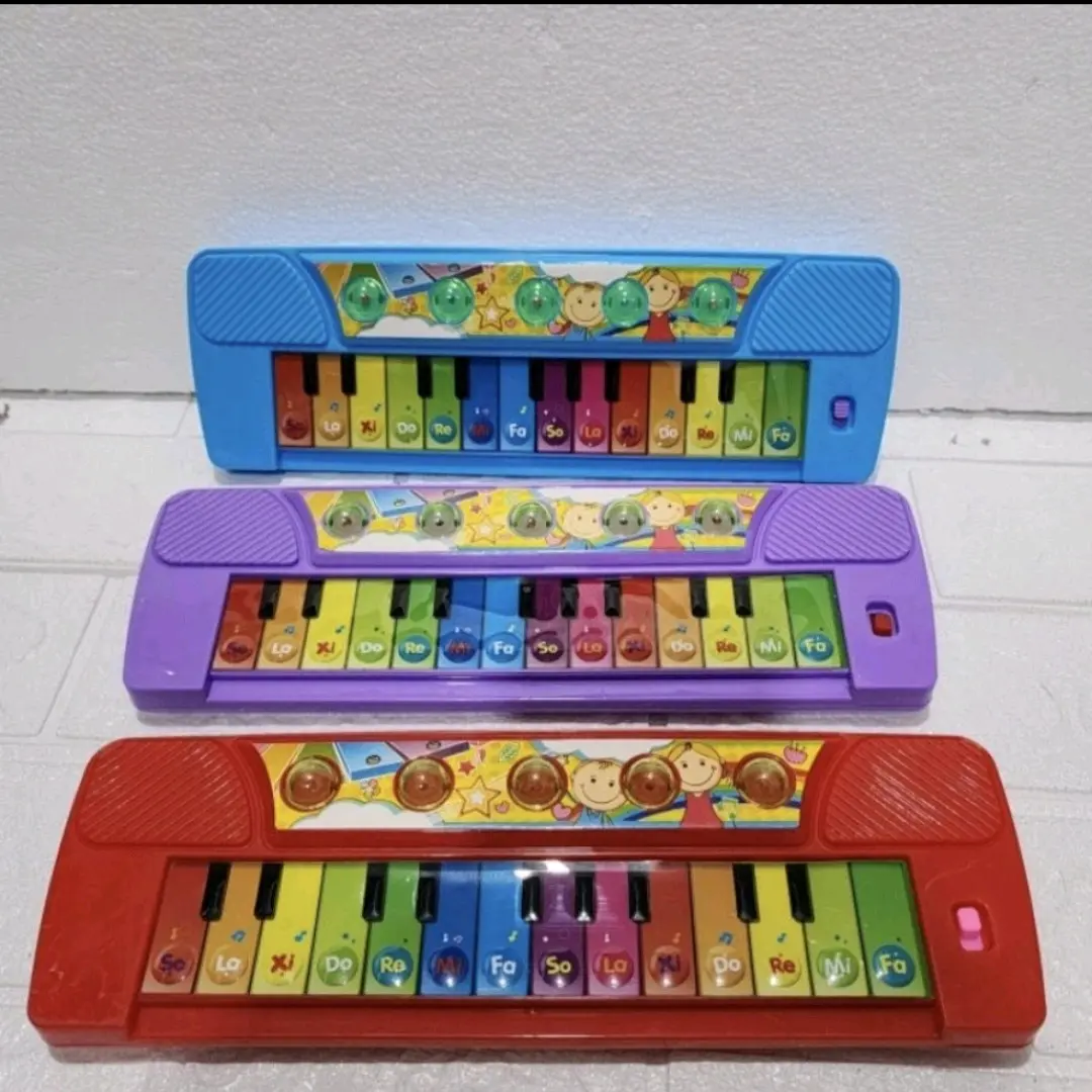 Mainan Edukasi Anak Piano musik anak dan nada baterei Lampu