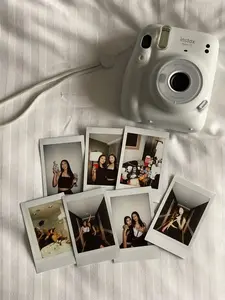 CETAK POLAROID UKURAN 2R ISI 50-100 FOTO NOTE : FOTO KIRIM DIWEA, SILAHKAN CHAT ADMIN DAN TUNGGU BALASANNYA. TERIMAKASIH