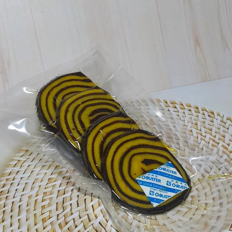 pinggiran lapis rooll legit coklat berat 250gram 1