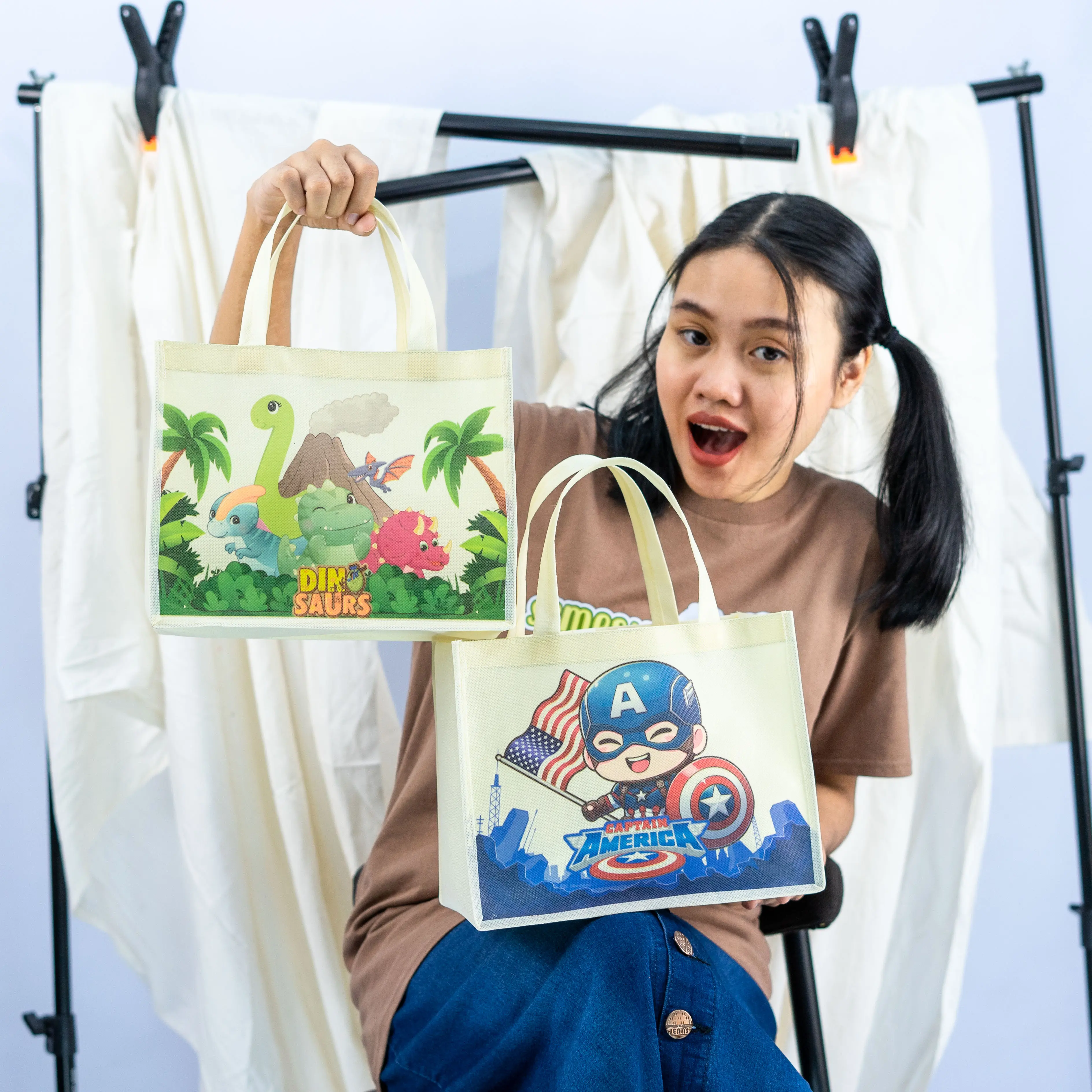 Tas Ready Stok Ulang Tahun Anak-anak / Goodie Bag Souvenir Ultah Land T20 P25