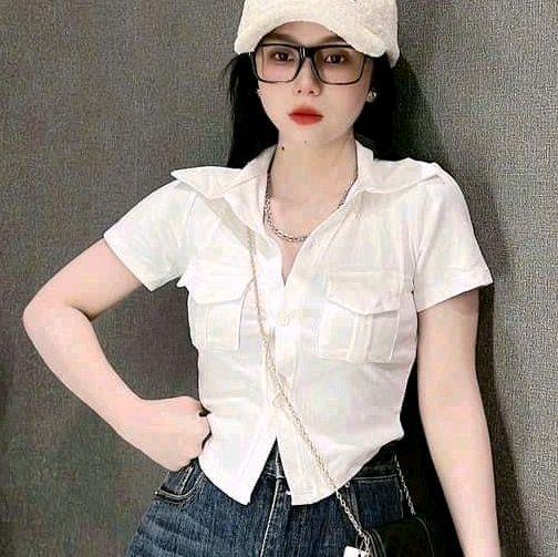 Áo sơ mi nữ chất thun co dãn cộc tay có túi 2 bên croptop ôm dáng dễ thương 2