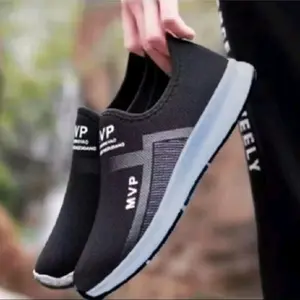 sepatu slip on pria dan wanita kekinian simple bisa cod Flat Shoes Kasual