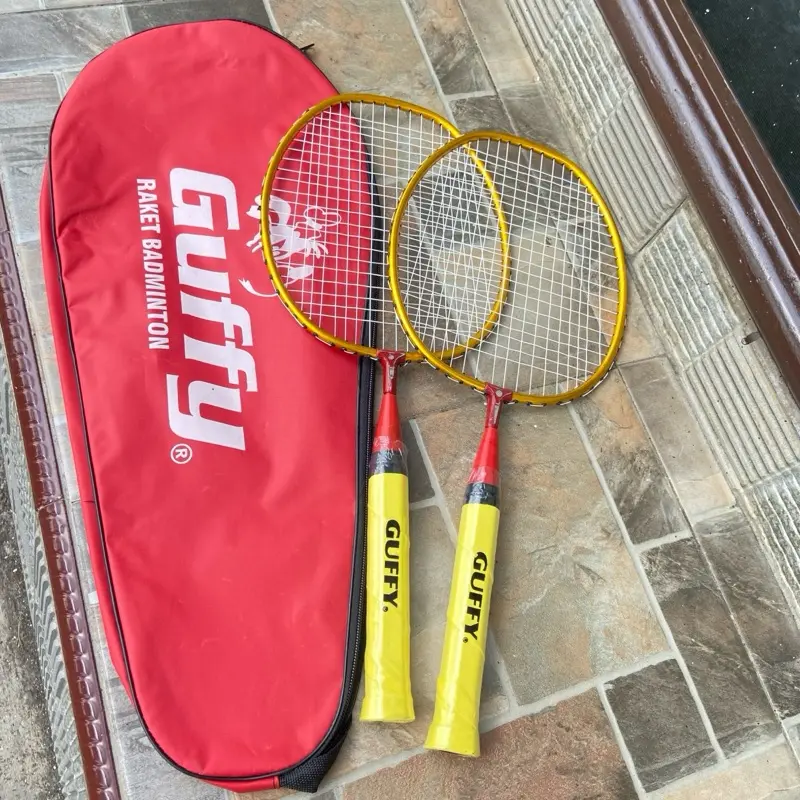 raket badminton anak usia 3-8 tahun satu set 2 raket     Bonus tas