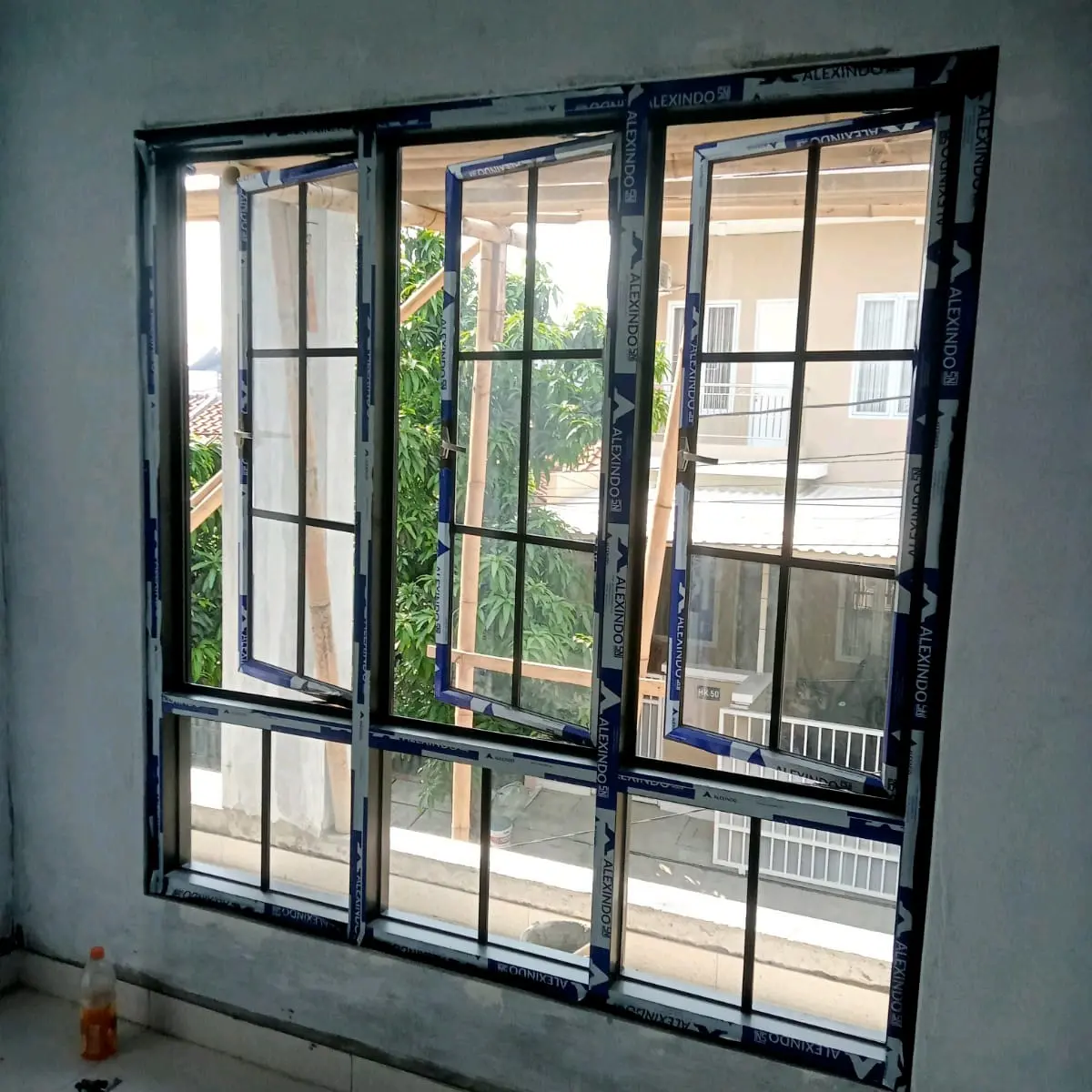 JENDELA. KUSEN ALUMINIUM MINIMALIS