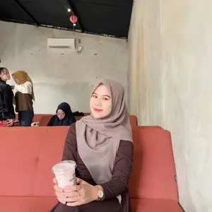 KITTYSHOPGIRLS - Abelia Set Rok Wanita