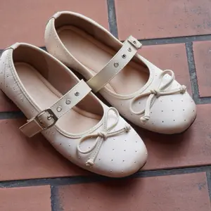 Last Stock.! ROSIE Series - Aeirah.id Shoes Material sintetis premium, ringan & nyaman dipakai seharian Nyaman dipakai untuk kuliah, kerja, hangout, bahkan acara semi formal