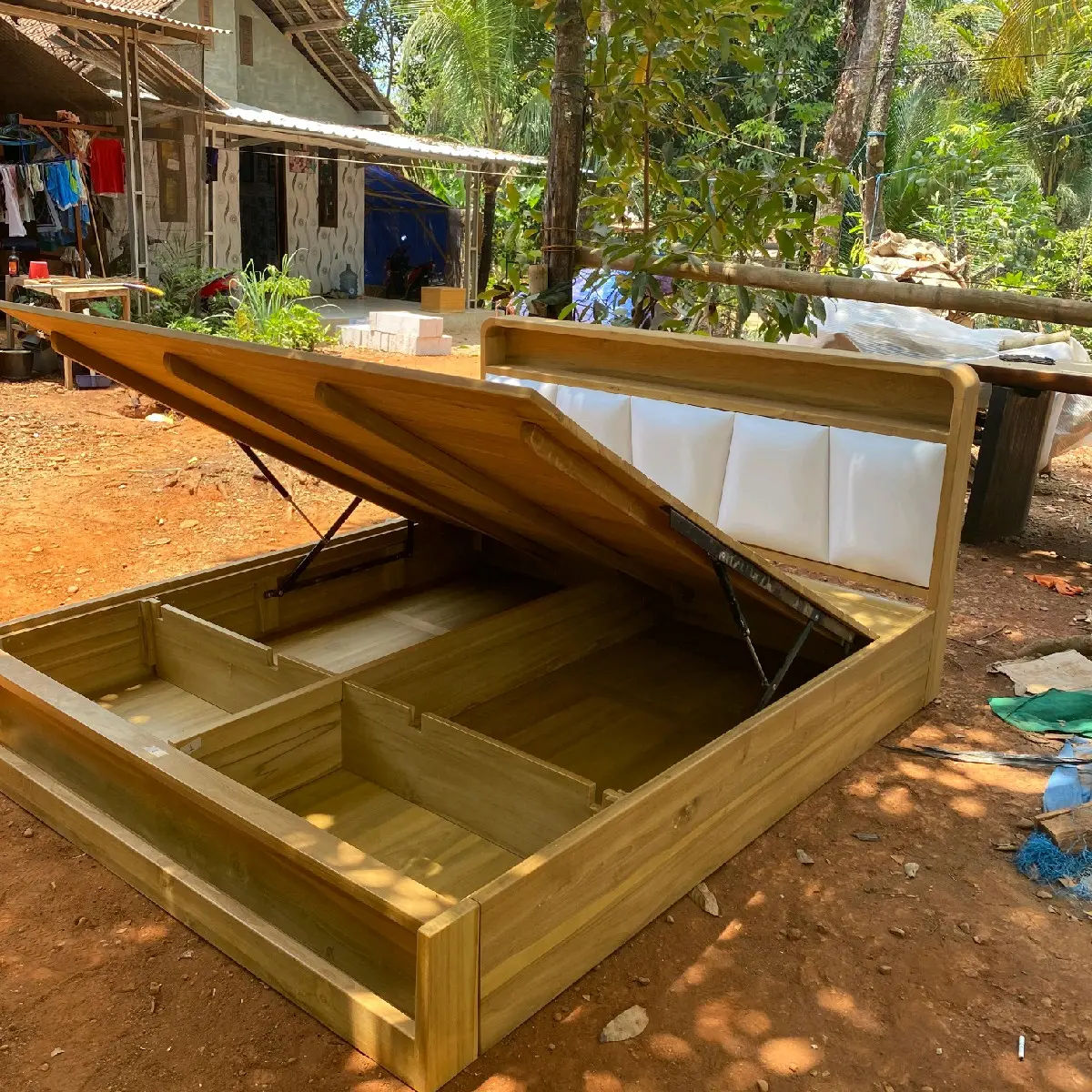 divan/tempat tidur hidrolik penyimpanan dalam Kayu